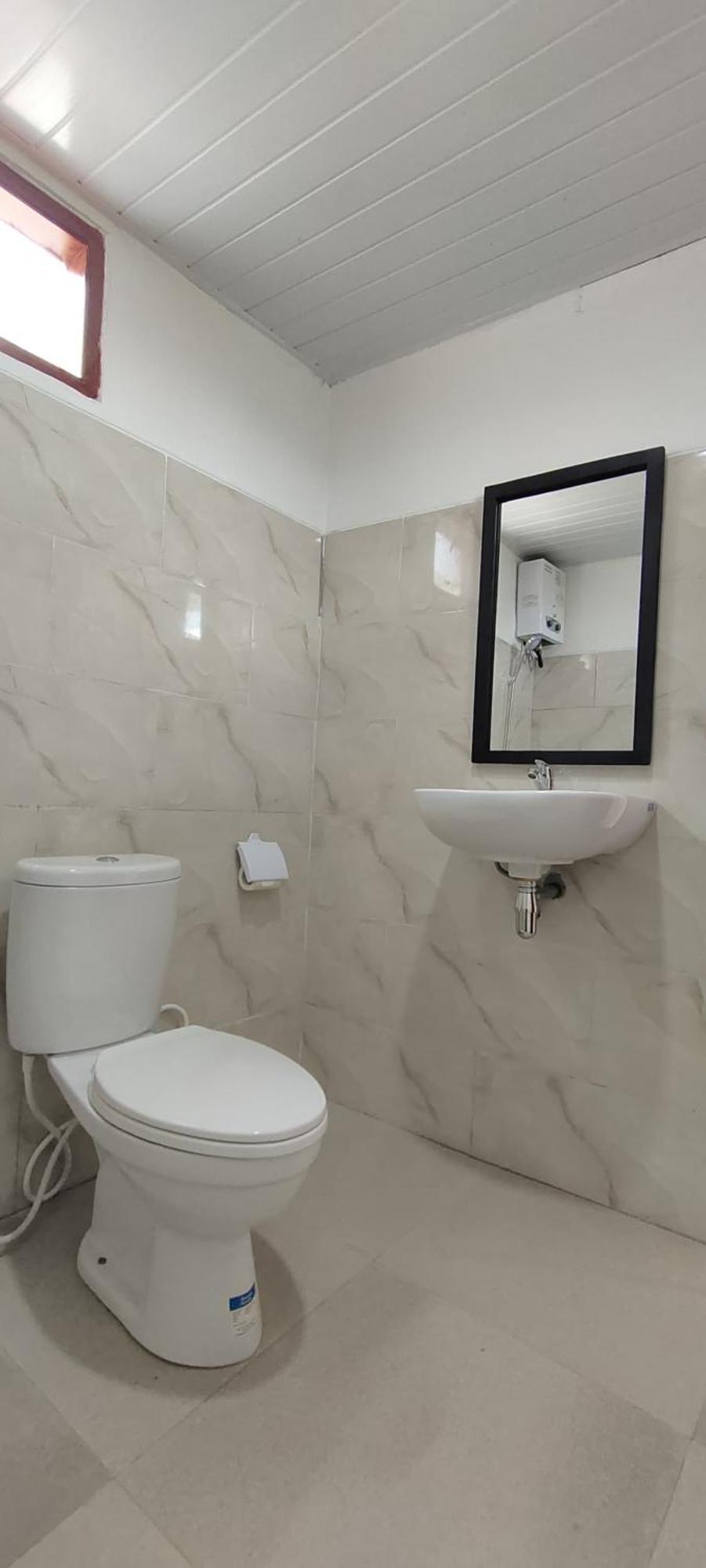 Noah Hotel Silangit Siborongborong Buitenkant foto